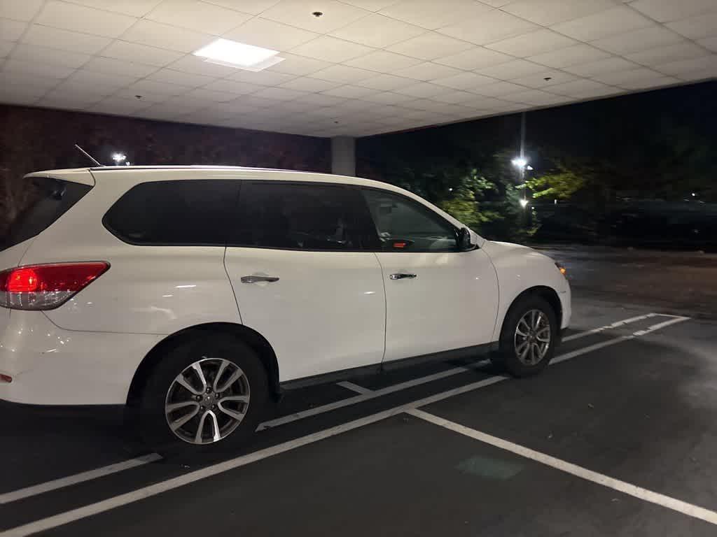 used 2014 Nissan Pathfinder car, priced at $7,995