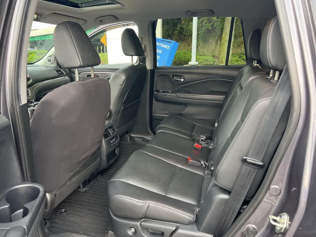 used 2020 Honda Pilot car, priced at $26,995