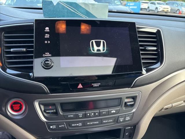 used 2022 Honda Pilot car, priced at $33,995