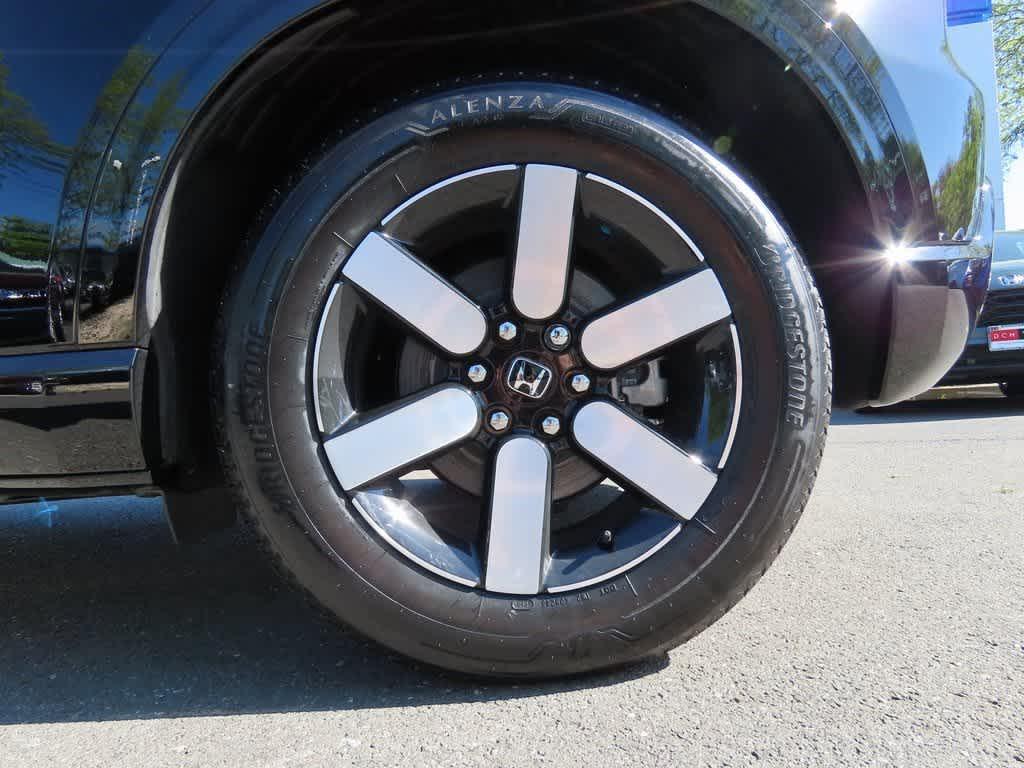 new 2025 Honda Prologue car, priced at $56,650