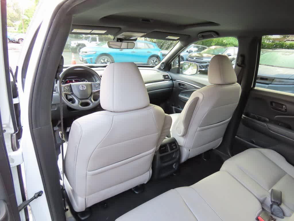 used 2022 Honda Passport car, priced at $25,995