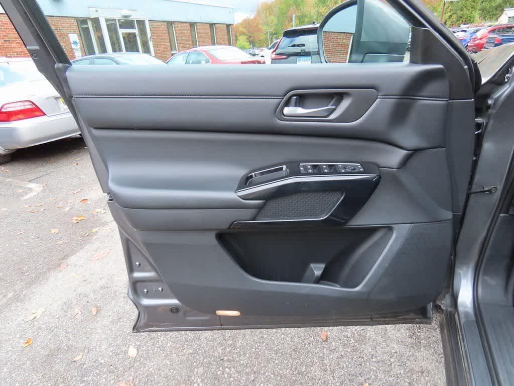 used 2022 Nissan Pathfinder car, priced at $24,995