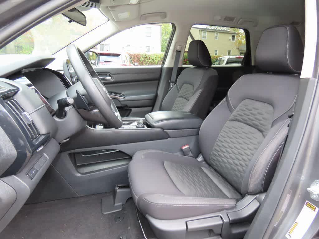 used 2022 Nissan Pathfinder car, priced at $24,995