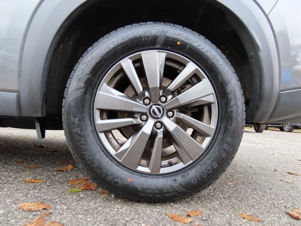 used 2022 Nissan Pathfinder car, priced at $24,995