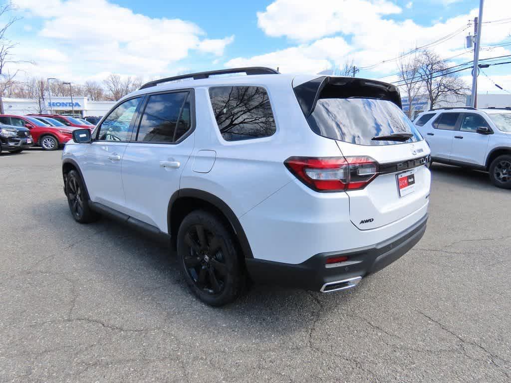new 2025 Honda Pilot car, priced at $57,260