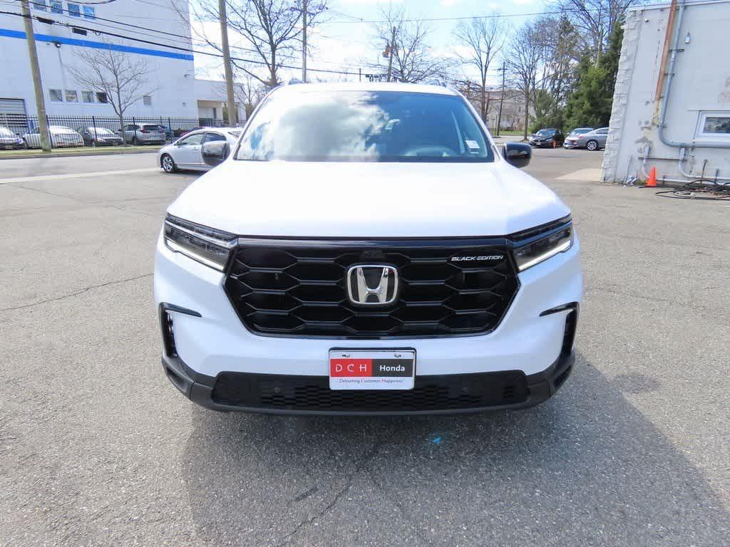new 2025 Honda Pilot car, priced at $57,260