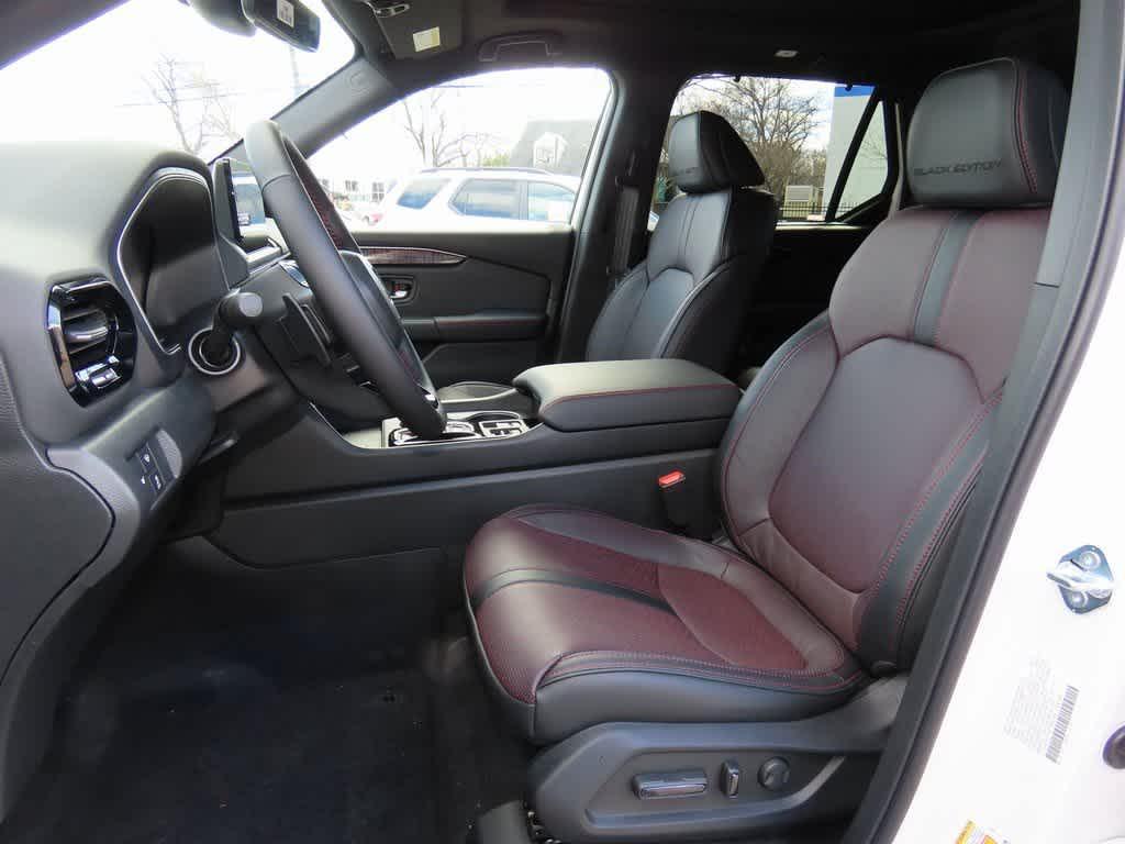 new 2025 Honda Pilot car, priced at $57,260