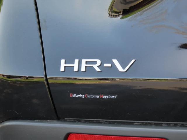 new 2025 Honda HR-V car