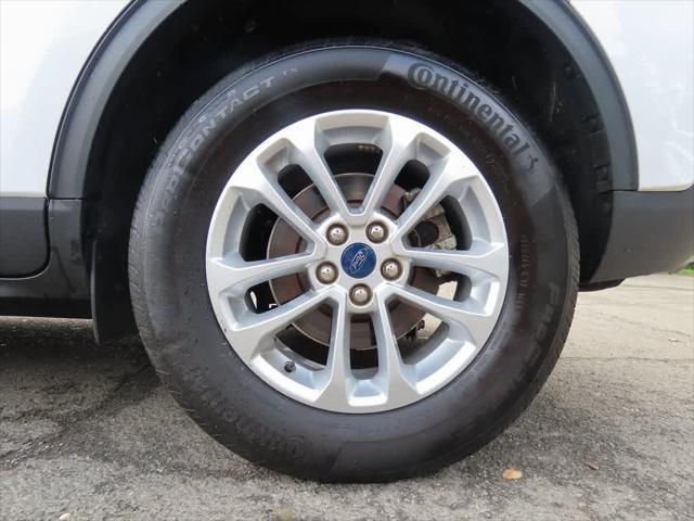 used 2022 Ford Escape car, priced at $19,995