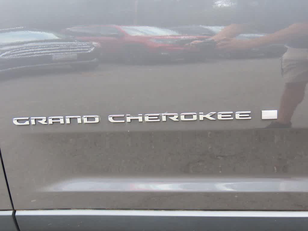 used 2022 Jeep Grand Cherokee car, priced at $28,895