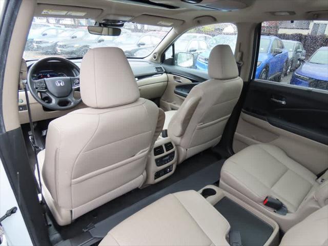 used 2021 Honda Pilot car, priced at $25,695