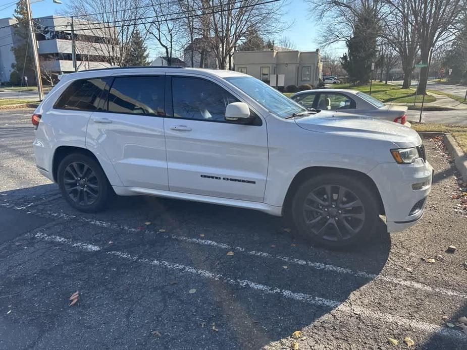 used 2018 Jeep Grand Cherokee car, priced at $25,000