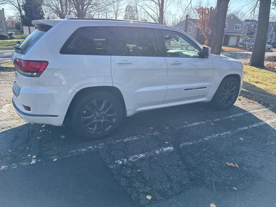 used 2018 Jeep Grand Cherokee car, priced at $25,000