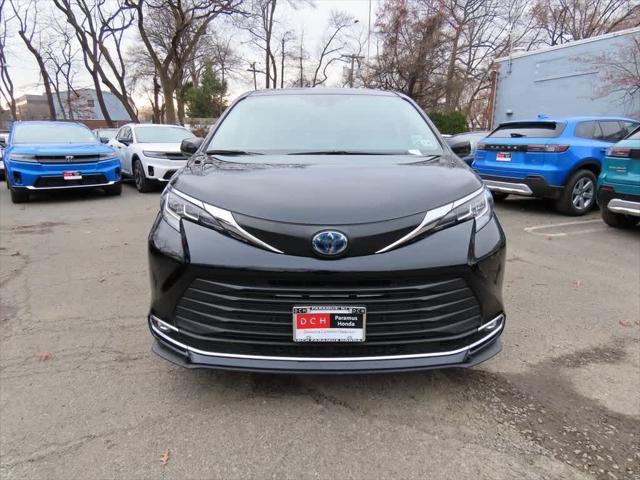 used 2023 Toyota Sienna car, priced at $40,995