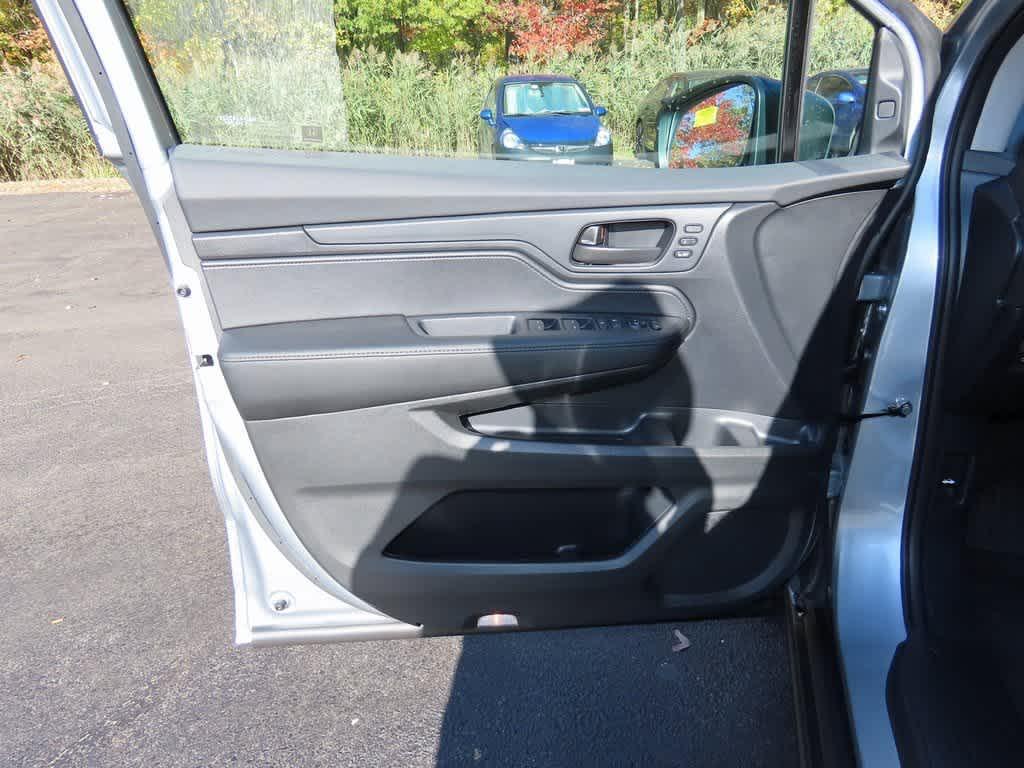 new 2026 Honda Odyssey car, priced at $44,290