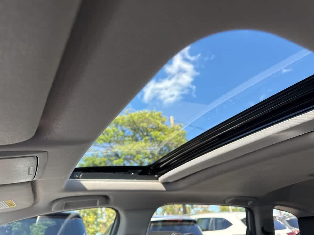used 2022 Honda CR-V car, priced at $27,995
