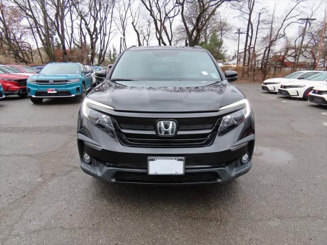 used 2022 Honda Pilot car, priced at $28,995