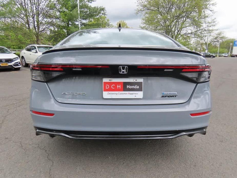 new 2024 Honda Accord Hybrid car