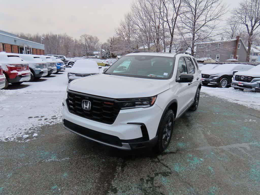 used 2024 Honda Pilot car, priced at $45,995