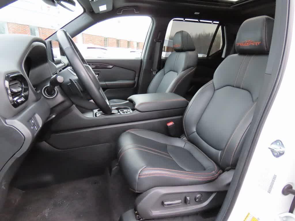 used 2024 Honda Pilot car, priced at $45,995