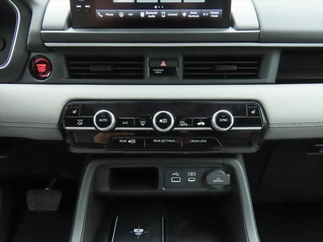 new 2025 Honda Pilot car, priced at $47,800