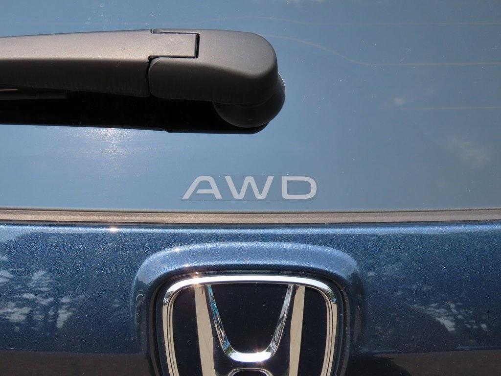 new 2026 Honda CR-V Hybrid car, priced at $40,195