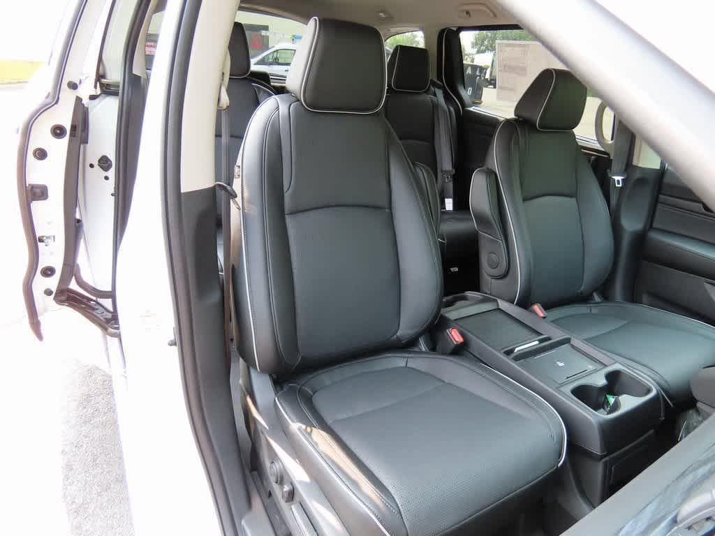new 2026 Honda Odyssey car, priced at $54,010