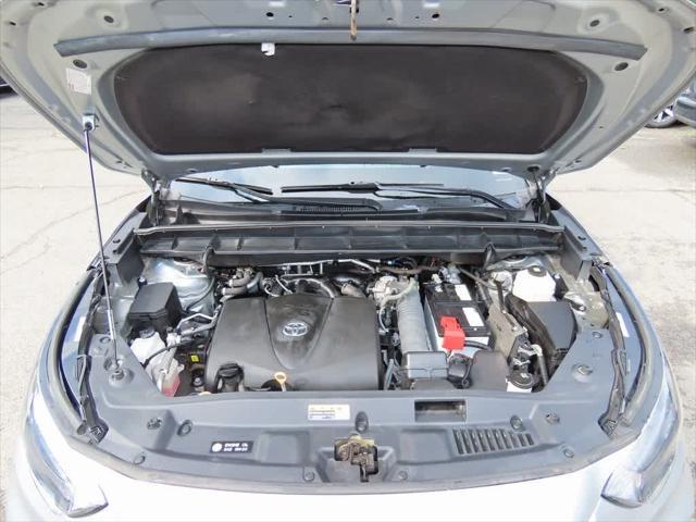 used 2022 Toyota Highlander car, priced at $30,995
