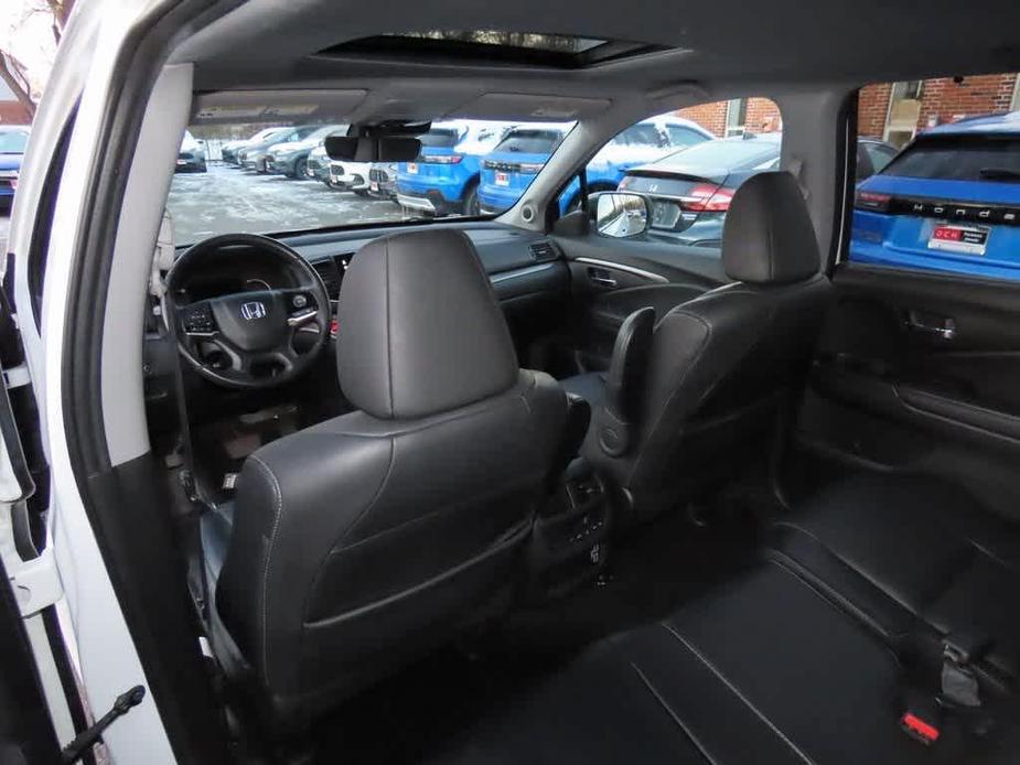 used 2021 Honda Pilot car, priced at $25,495