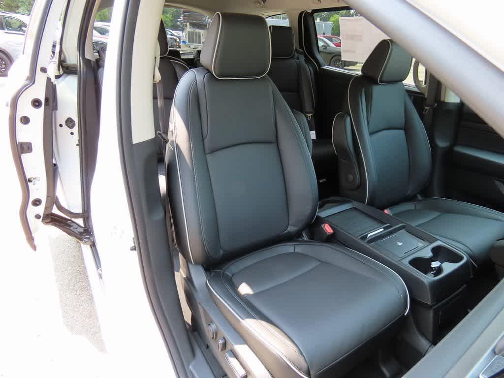 new 2026 Honda Odyssey car, priced at $49,445