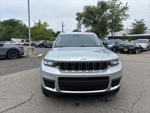 used 2021 Jeep Grand Cherokee L car, priced at $25,995