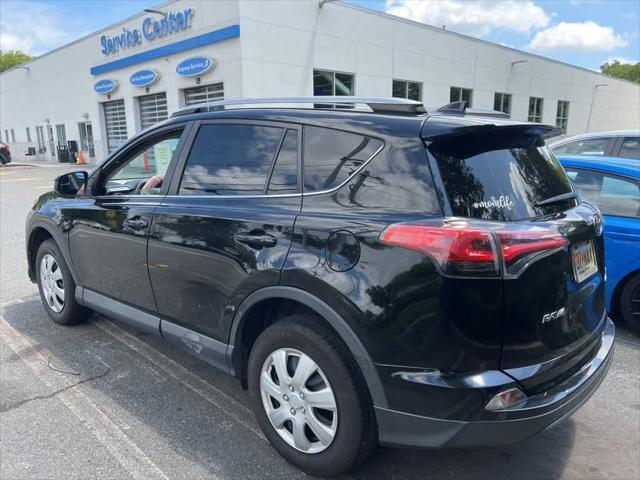 used 2018 Toyota RAV4 car