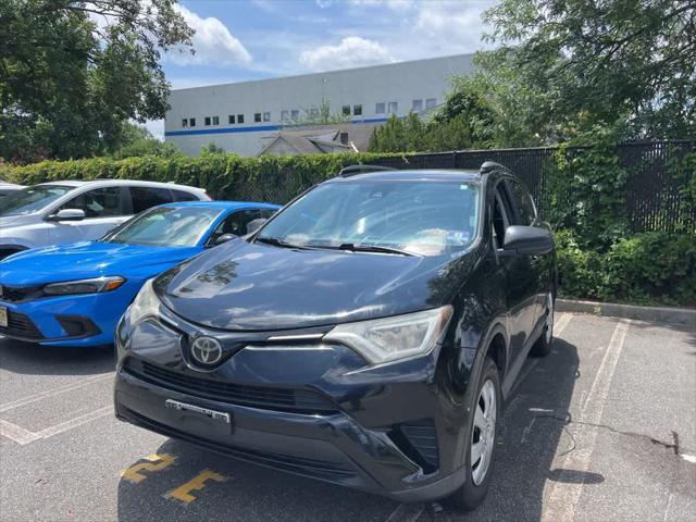 used 2018 Toyota RAV4 car