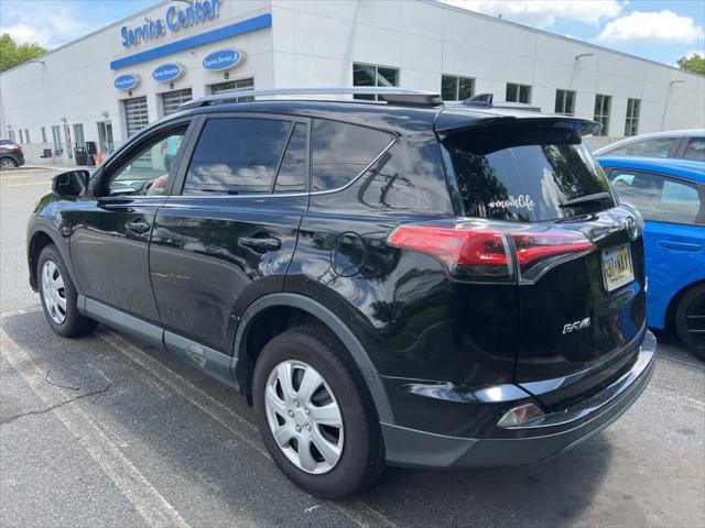used 2018 Toyota RAV4 car