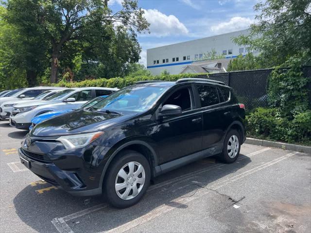 used 2018 Toyota RAV4 car