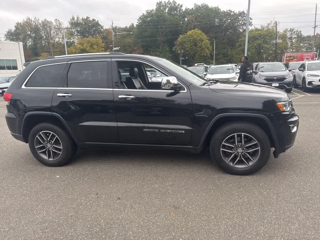used 2018 Jeep Grand Cherokee car, priced at $17,995