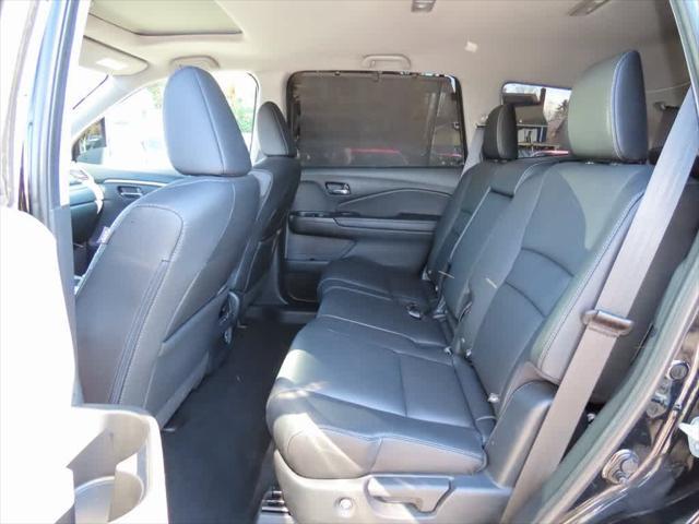 used 2022 Honda Pilot car, priced at $28,995