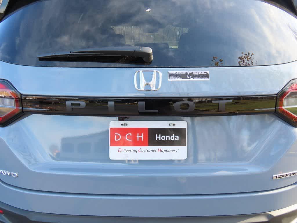 new 2025 Honda Pilot car, priced at $53,450