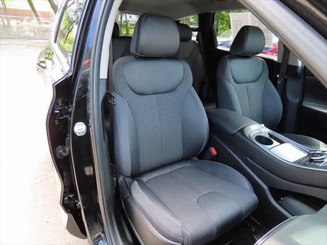 used 2022 Hyundai Santa Fe car, priced at $23,595
