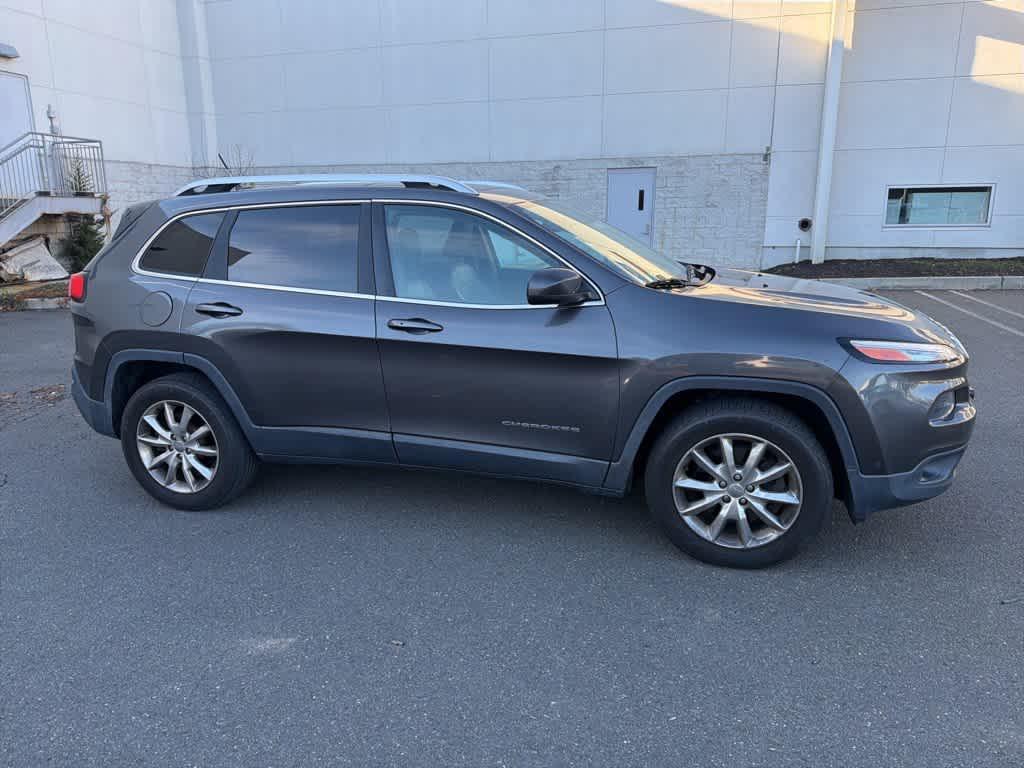 used 2014 Jeep Cherokee car, priced at $9,995