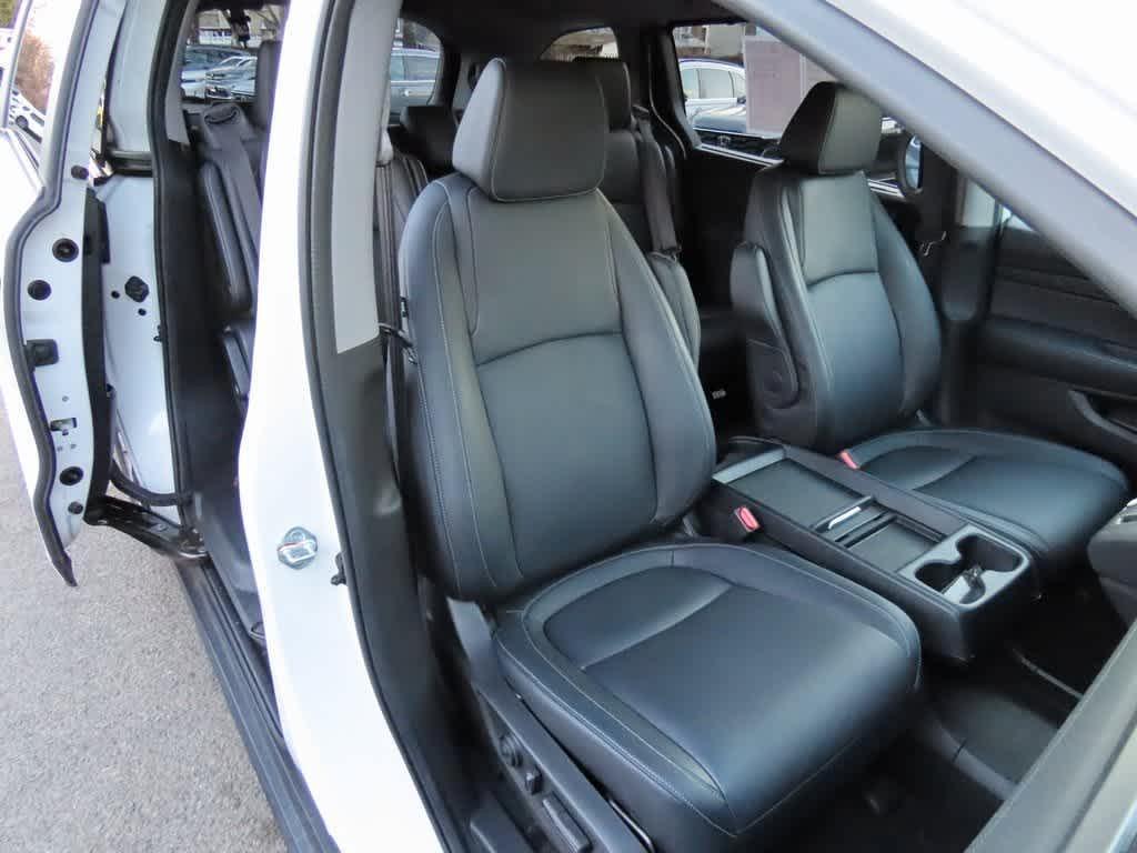 used 2023 Honda Odyssey car, priced at $35,895