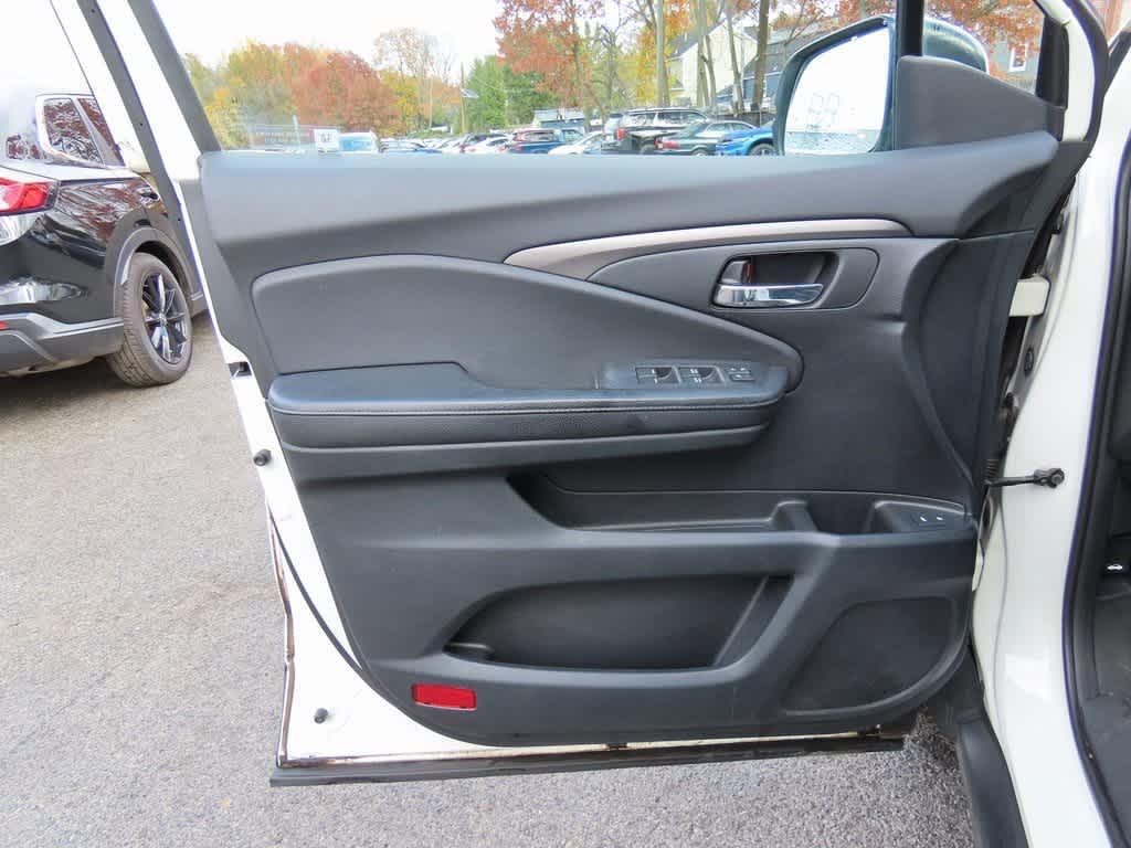 used 2017 Honda Pilot car, priced at $14,995