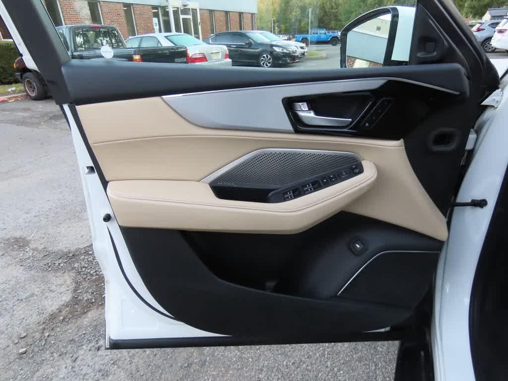 used 2022 Acura MDX car, priced at $33,595