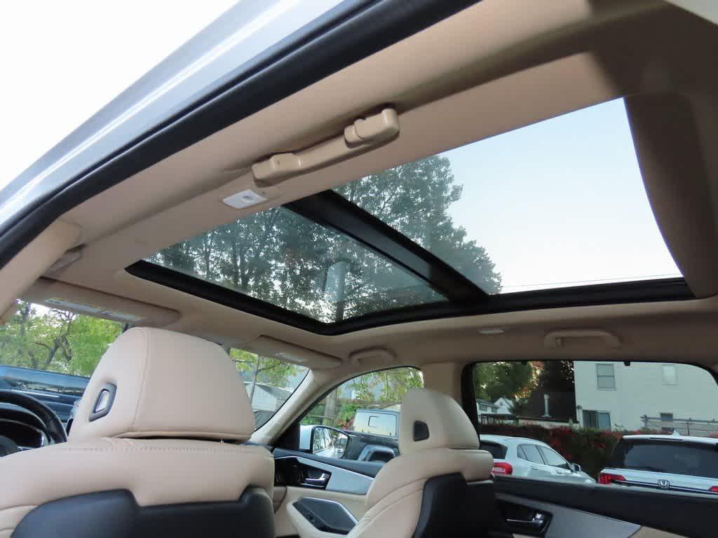 used 2022 Acura MDX car, priced at $33,595