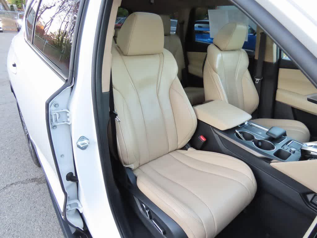 used 2022 Acura MDX car, priced at $33,595