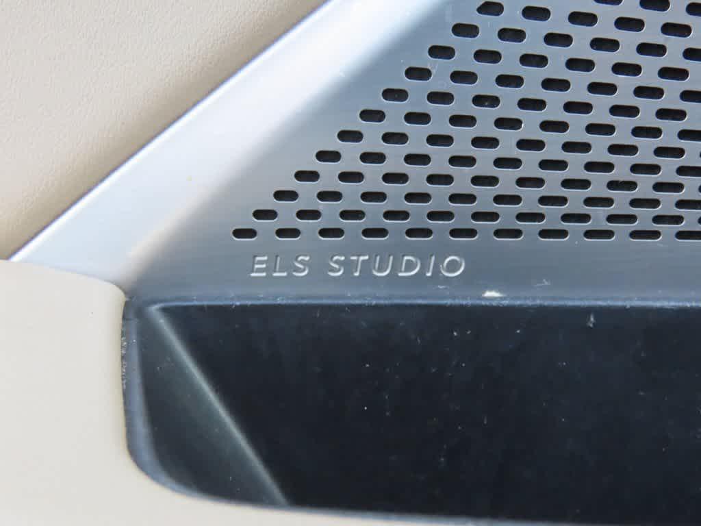 used 2022 Acura MDX car, priced at $33,595