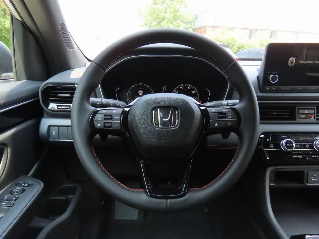 new 2025 Honda Pilot car, priced at $43,795
