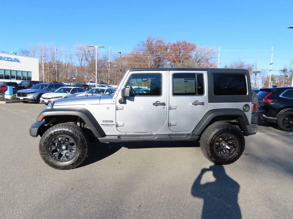 used 2015 Jeep Wrangler Unlimited car, priced at $11,495