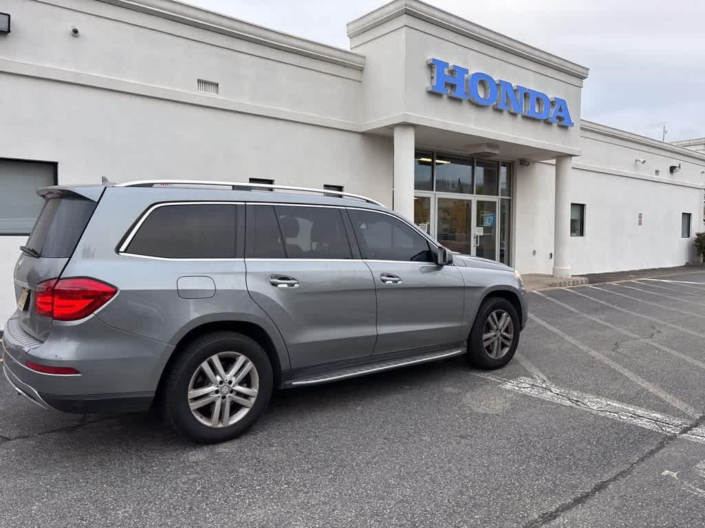 used 2014 Mercedes-Benz GL-Class car, priced at $10,495