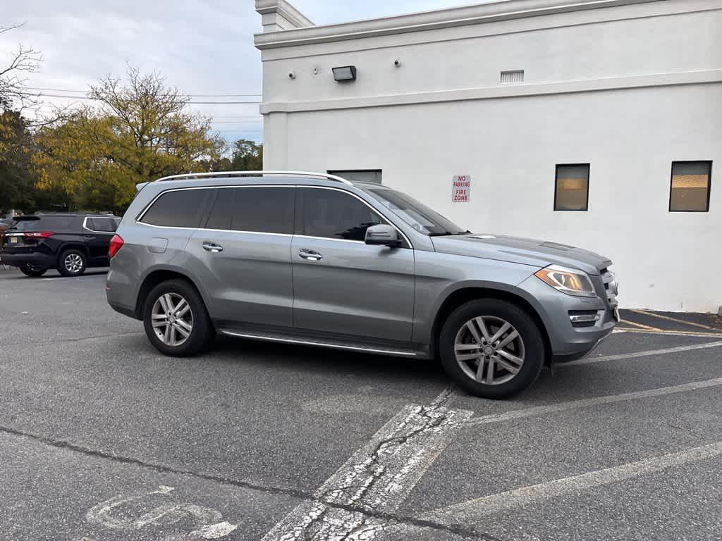 used 2014 Mercedes-Benz GL-Class car, priced at $10,495